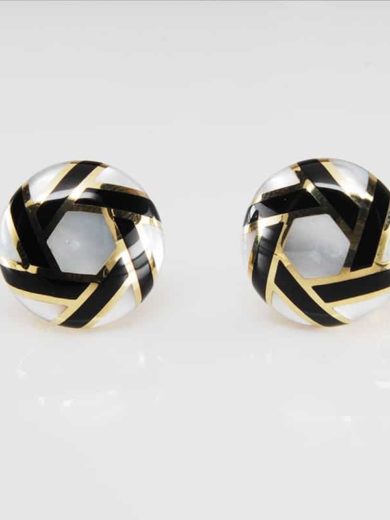 14kt Gold Onyx & White Agate Earring (EB1176)
